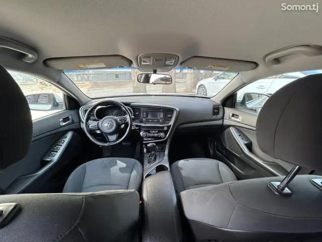 Kia Optima 2015 · 2.4 AT