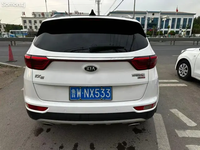 Kia K5 2016 · 2.0 AT