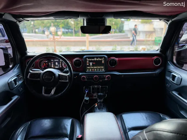 Jeep Wrangler 2020 · 3.6 AT