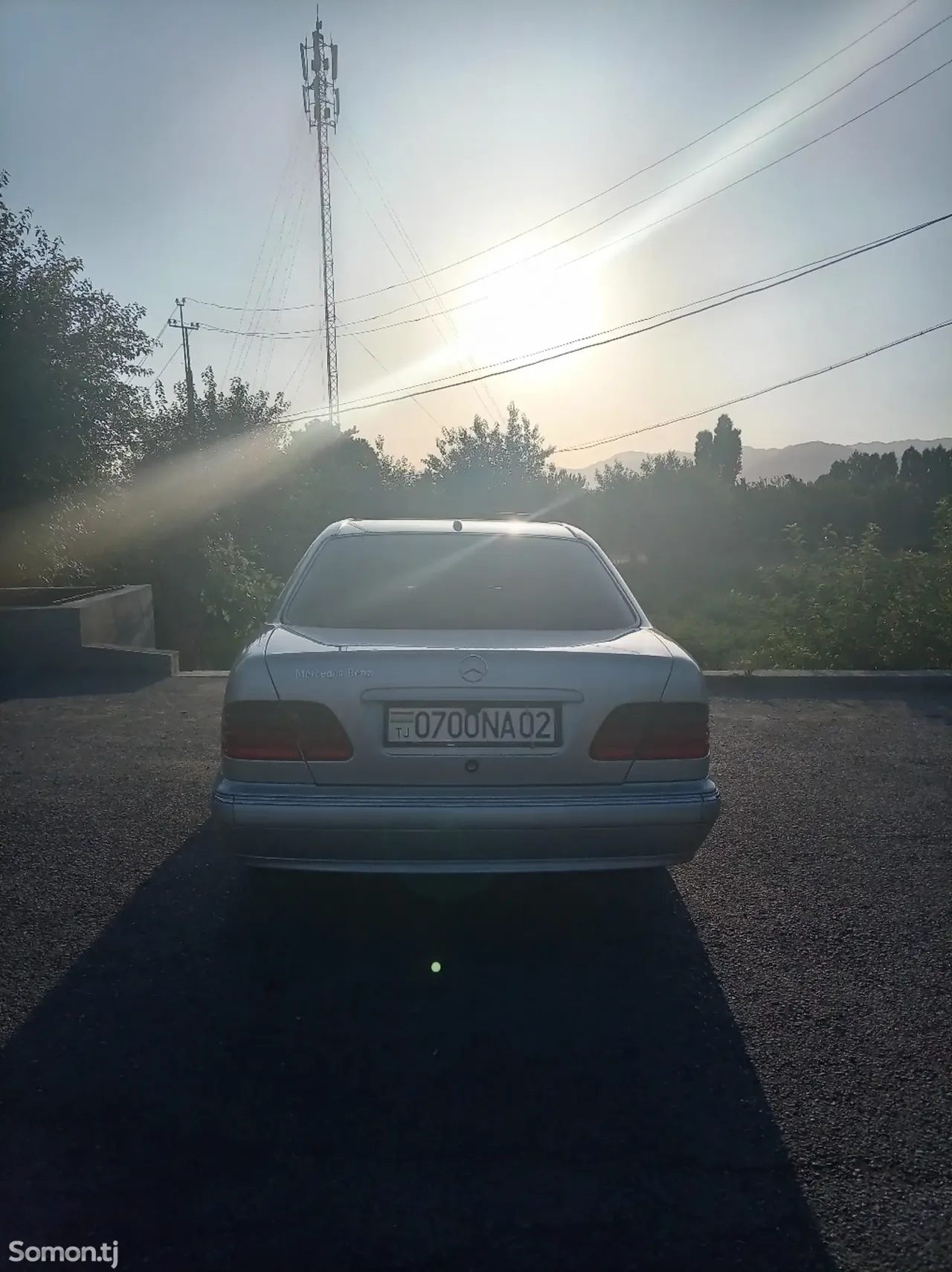 Mercedes-Benz E class 2000 · 2.8 AT