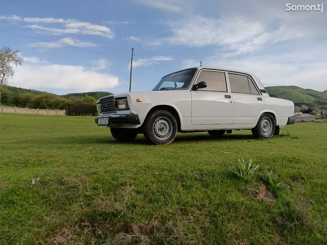 Lada (ВАЗ) 2107 2005 · 0.6 MT