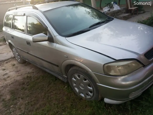 Opel Astra G 1998 · 1.6 MT