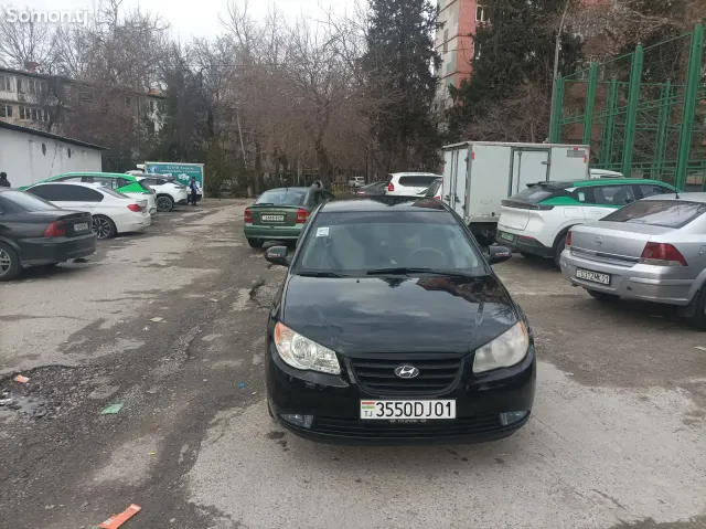 Hyundai Avante 2009 · 2.0 AT