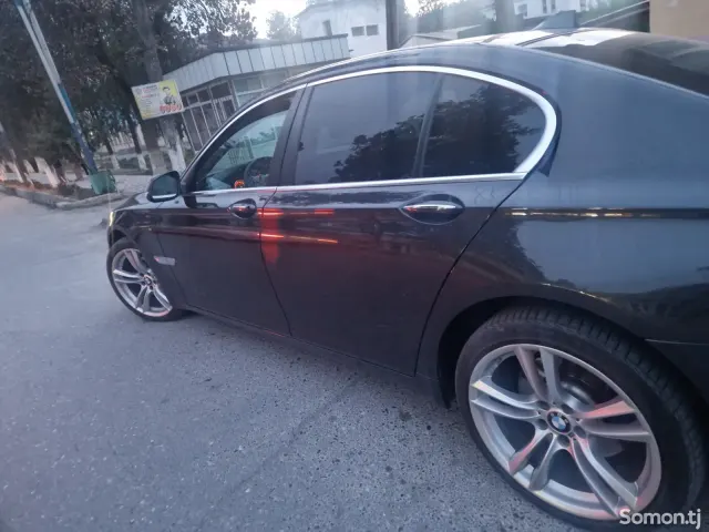 BMW 7 series 2014 · 3.0 AT