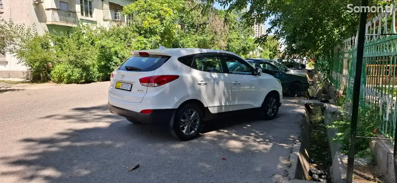 Hyundai Tucson 2014 · 2.0 AT