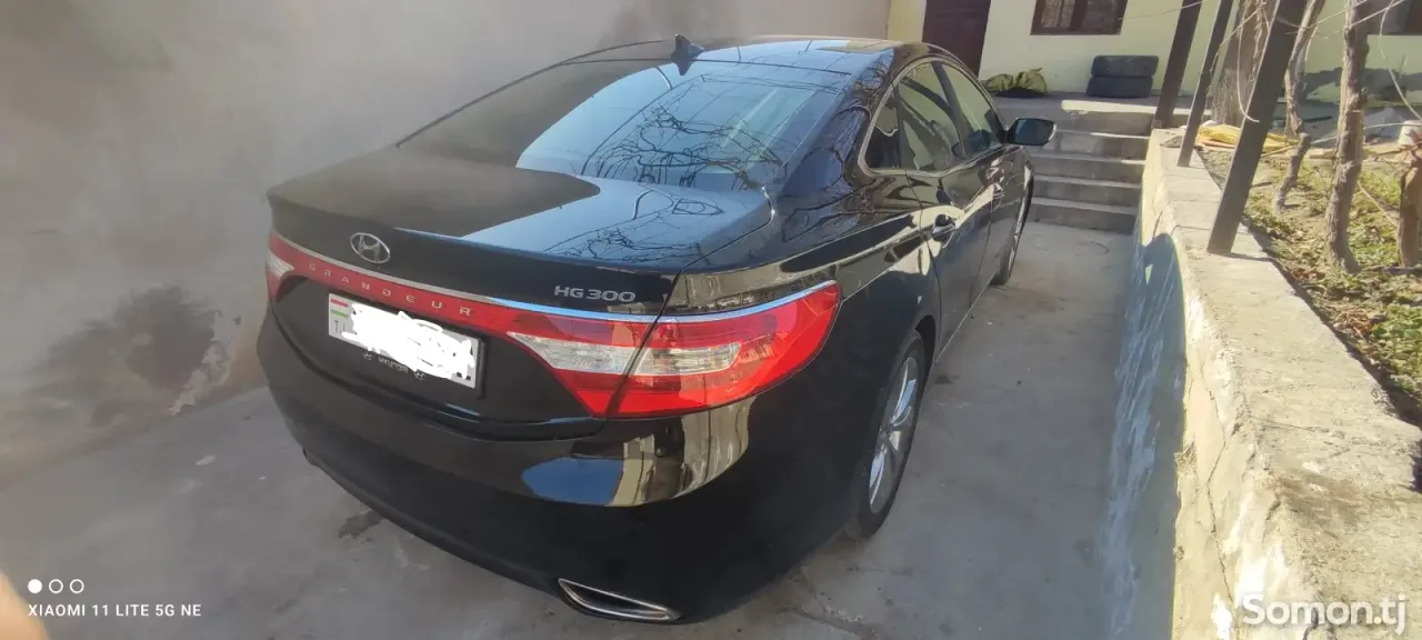 Hyundai Grandeur 2011 · 3.0 AT