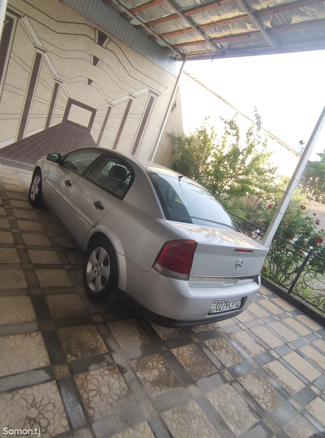 Opel Vectra C 2003 · 2.2 MT
