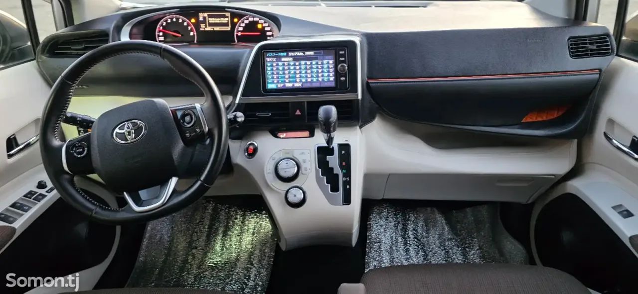 Toyota Sienta 2016 · 1.5 CVT