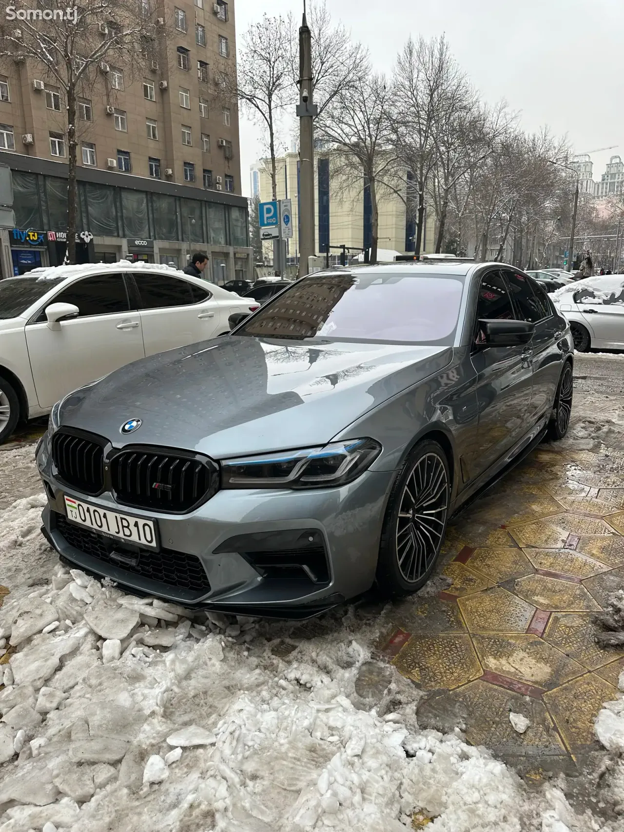 BMW 5 series 2018 · 3.0 AT
