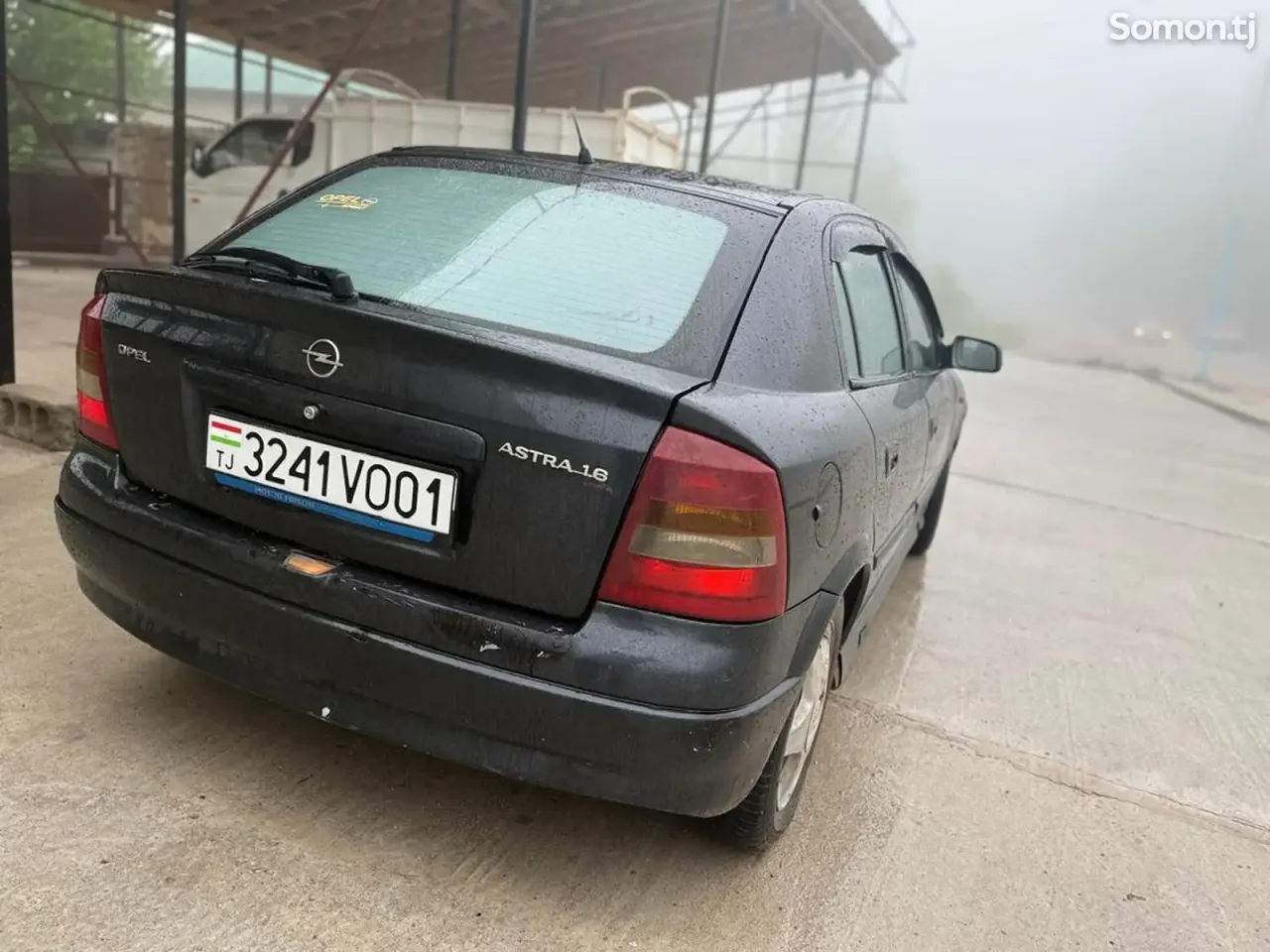 Opel Astra G 1998 · 1.6 MT