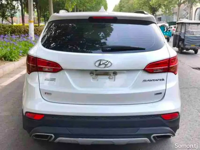 Hyundai Santa Fe 2016 · 2.0 AT