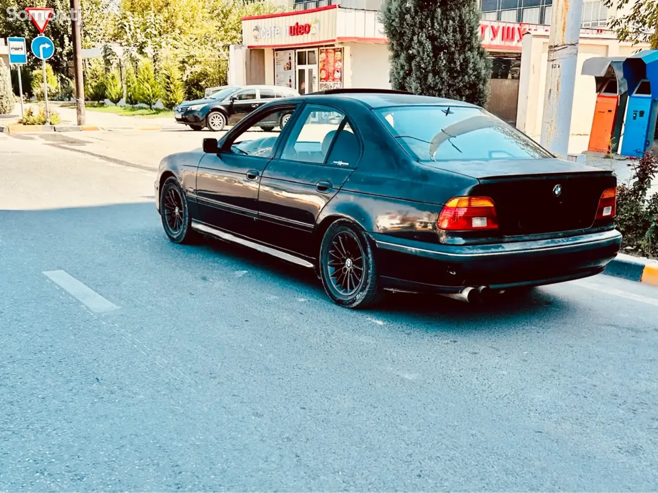 BMW 5 series 1998 · 2.8 MT