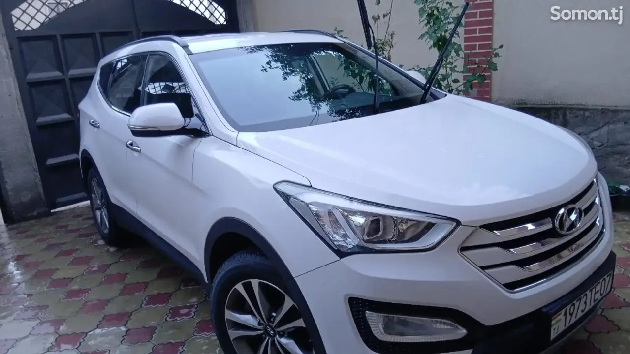 Hyundai Santa Fe 2015 · 2.0 AT