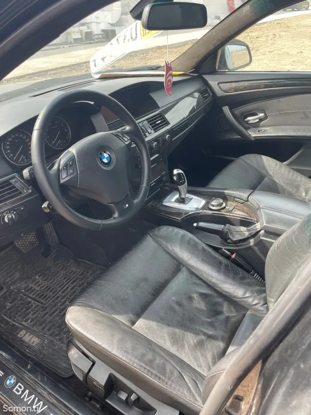 BMW 5 series 2009 · 2.3 AT