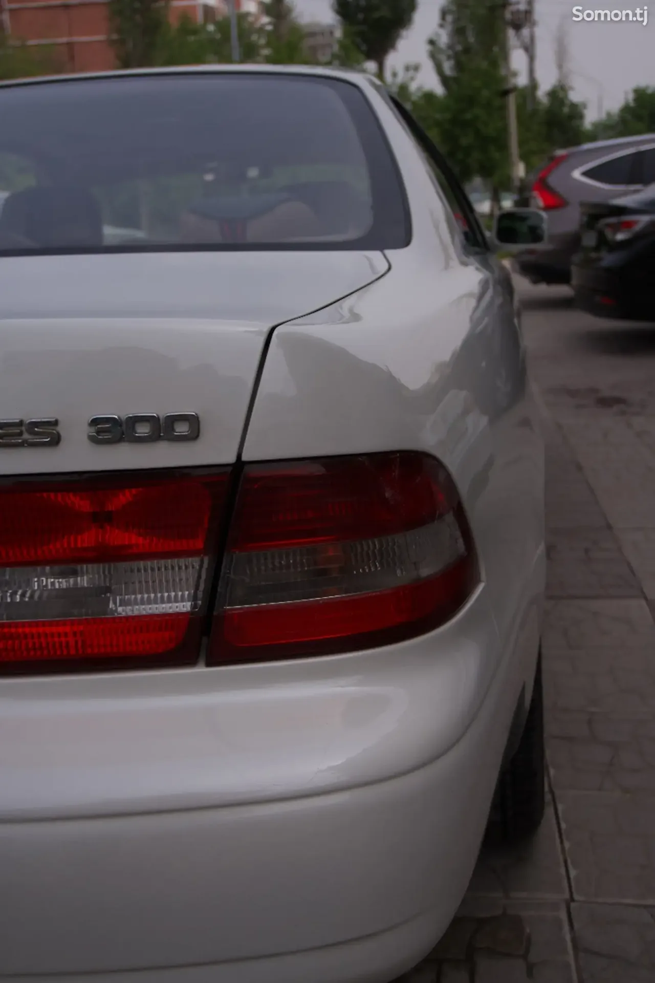 Lexus ES series 2000 · 3.0 AT