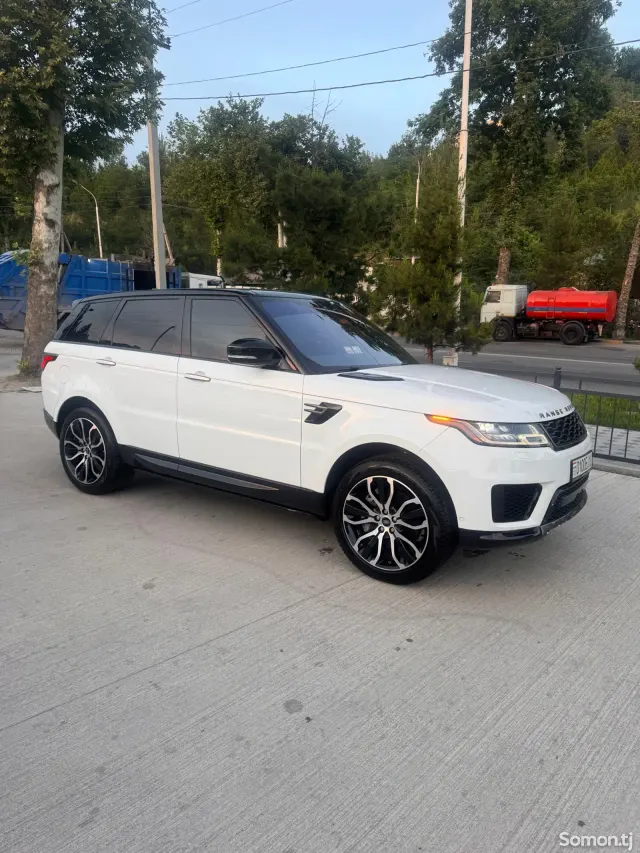 Land Rover Range Rover Sport 2020 · 3.0 AT