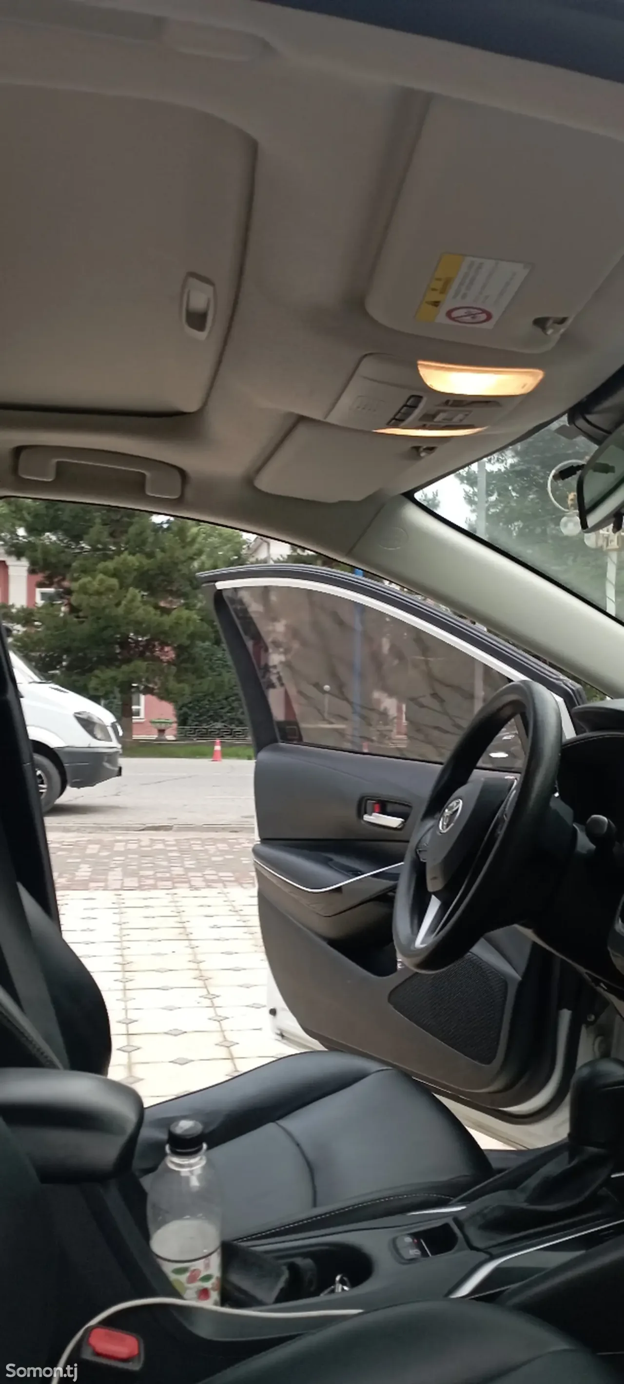 Toyota Corolla 2019 · 1.8 AT