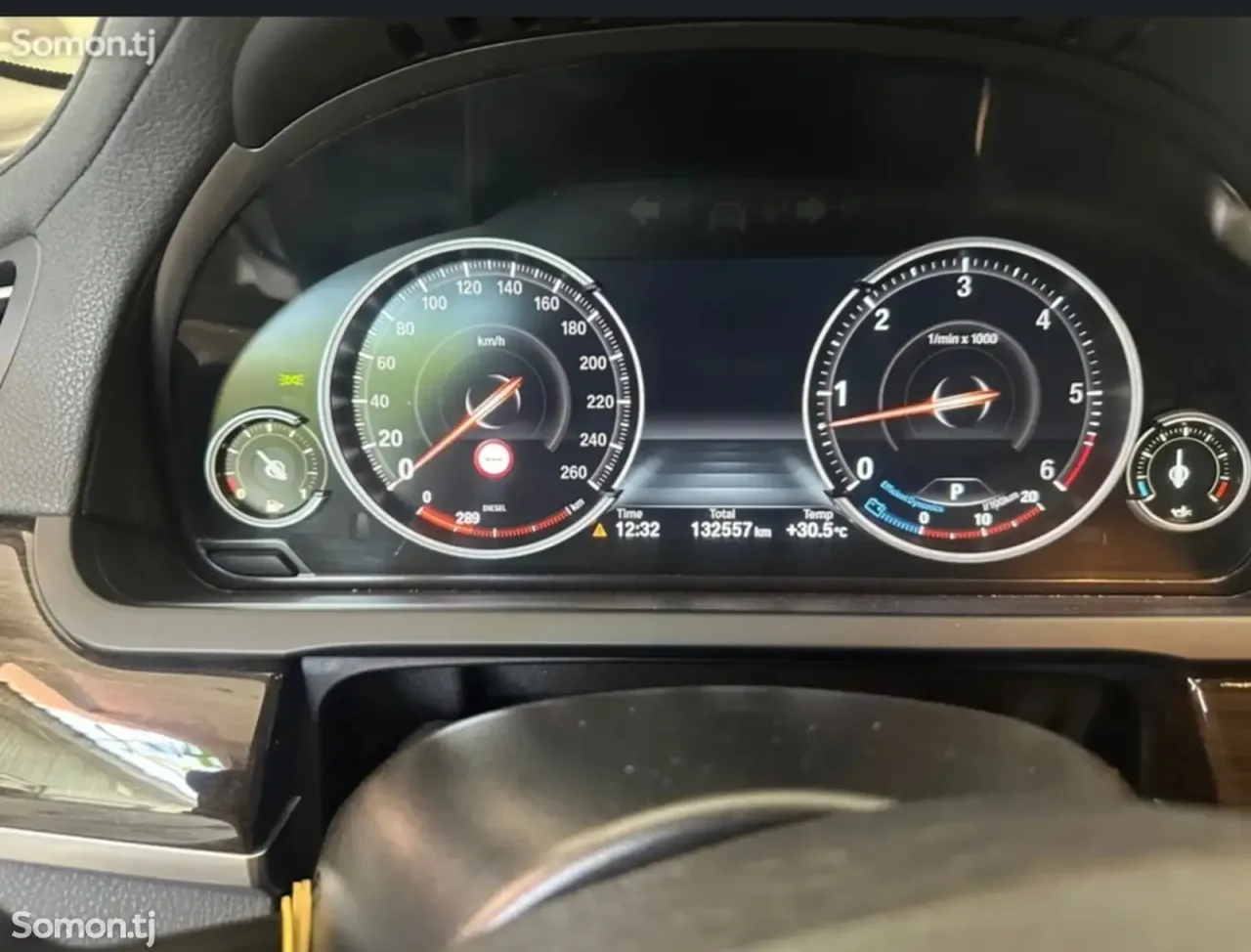 BMW 7 series 2015 · 4.0 AT