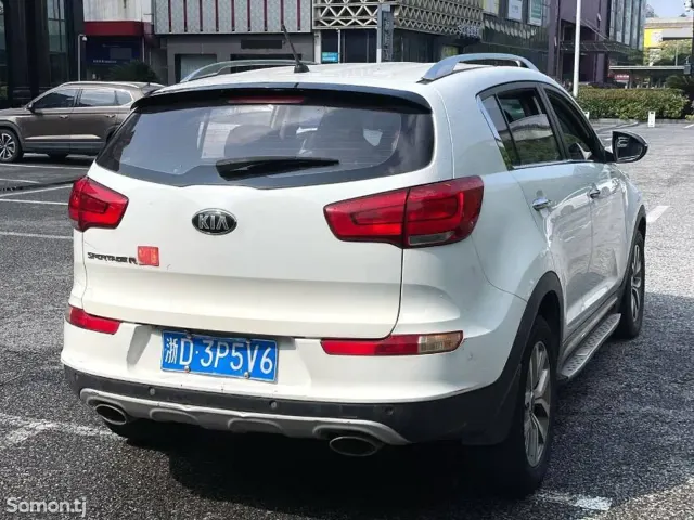 Kia Sportage 2015 · 2.0 AT