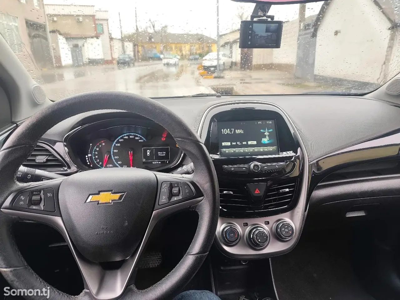 Chevrolet Spark 2016 · 1.1 AT