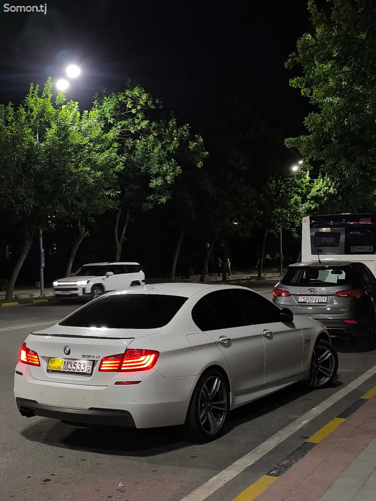 BMW 5 series 2015 · 3.0 AT