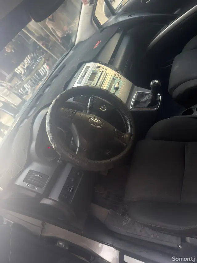Toyota Verso 2007 · 1.8 MT