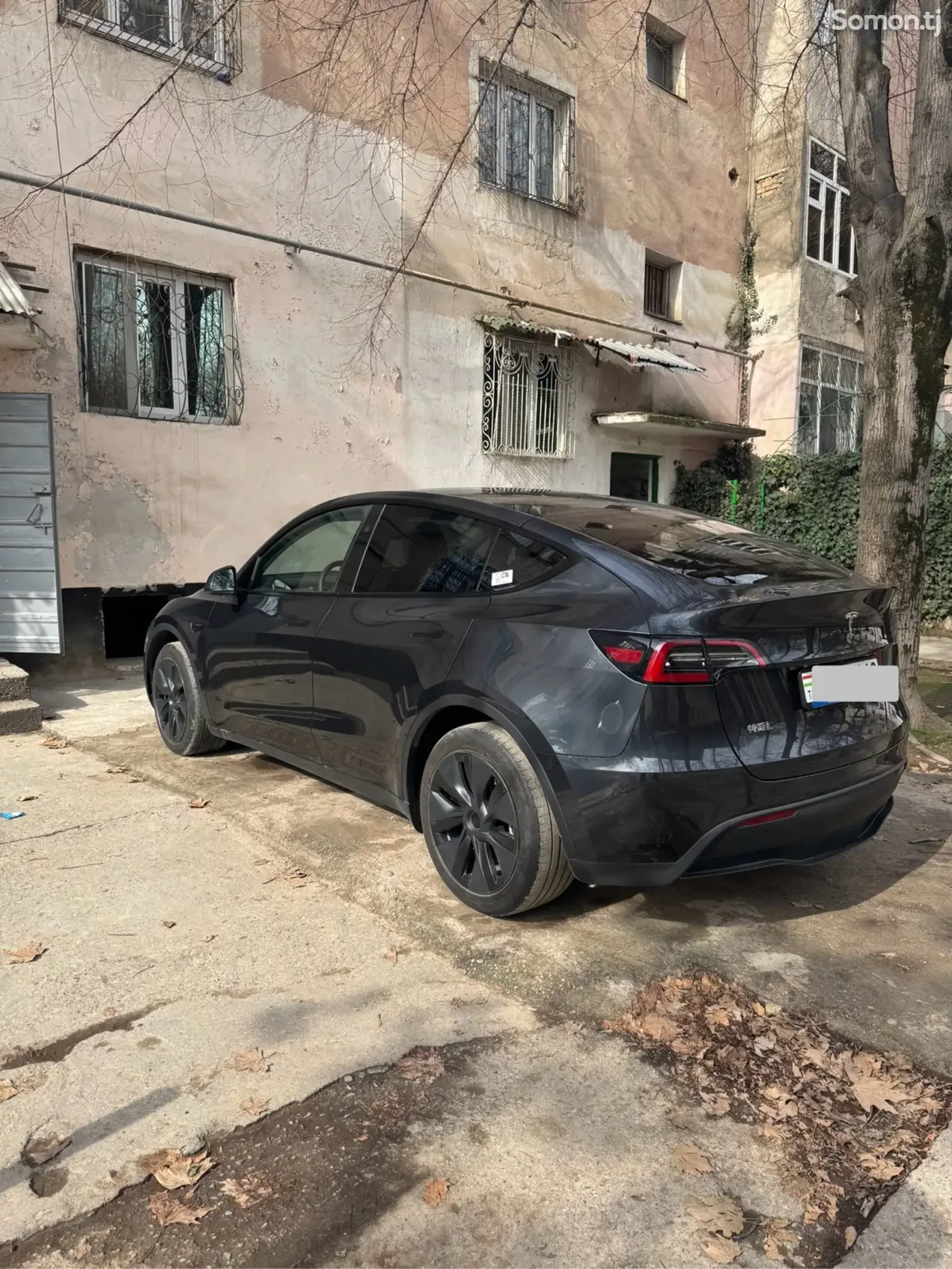 Tesla Model Y 2025 · 6.5 AT