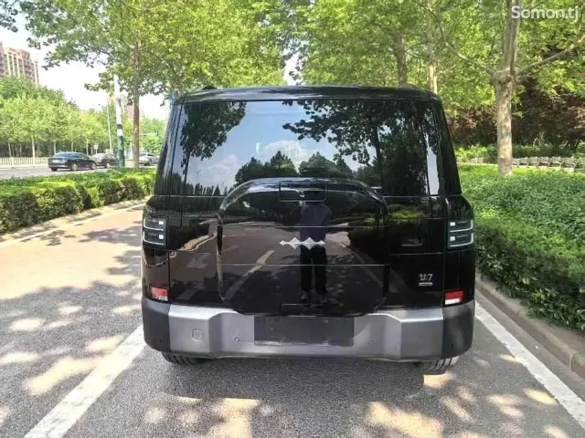 BYD Leopard 8 2025 · 1.5 AT