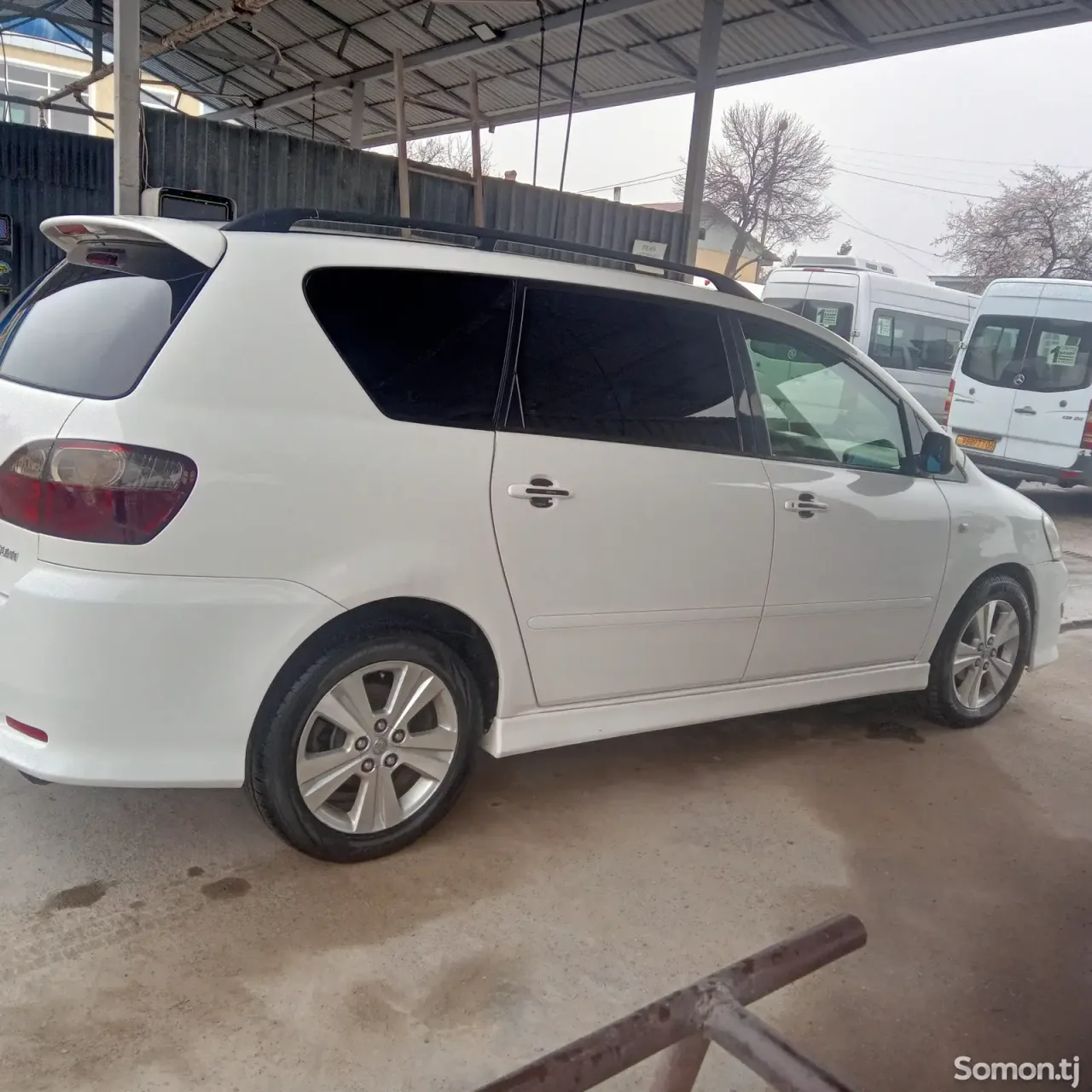Toyota Ipsum 2007 · 2.4 AT