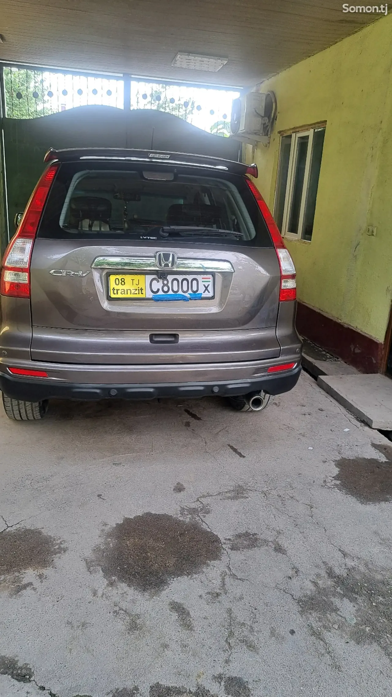 Honda CR-V 2011 · 2.4 AT