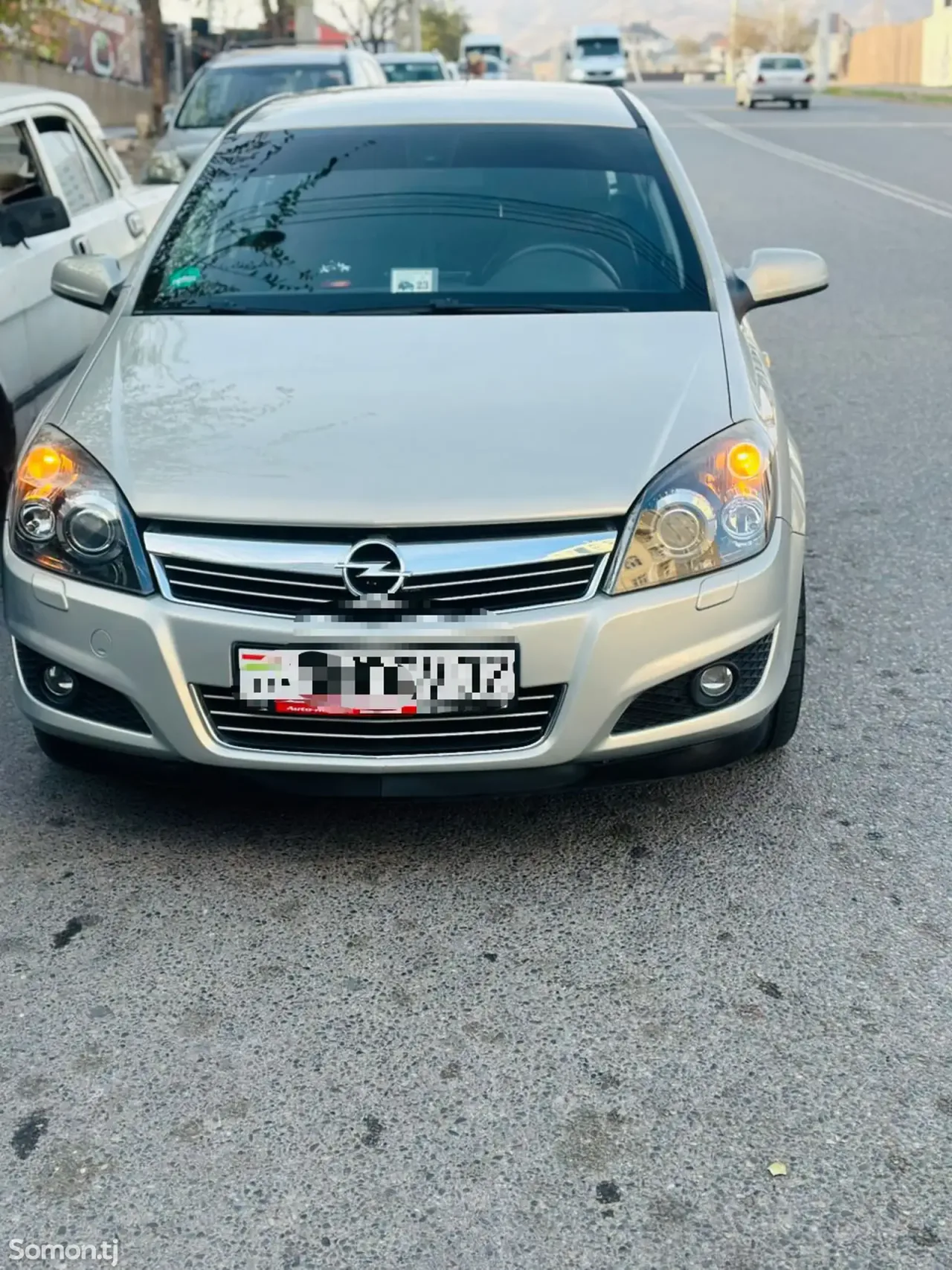 Opel Astra H 2009 · 1.8 AT