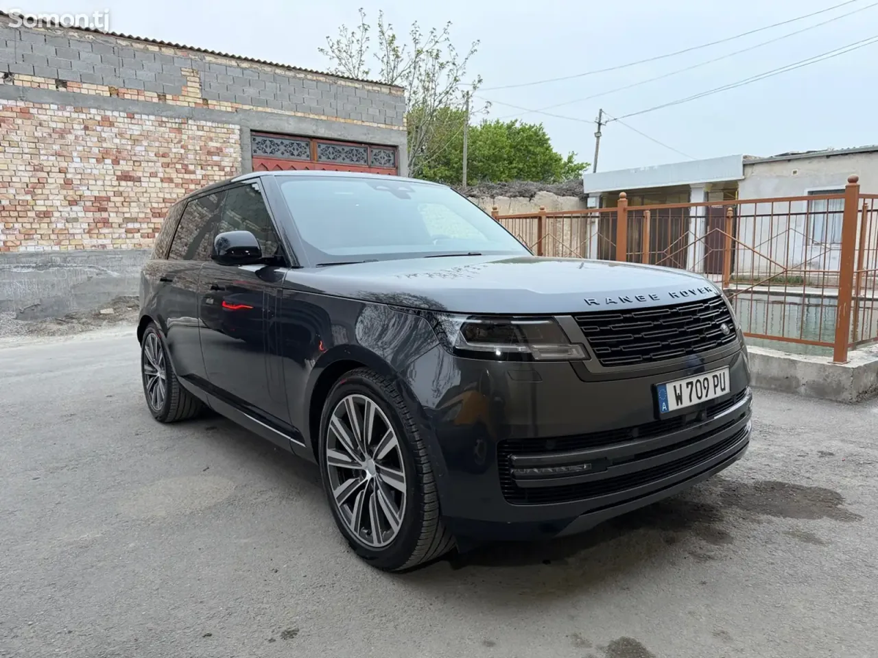 Land Rover Vogue 2025 · 3.0 AT