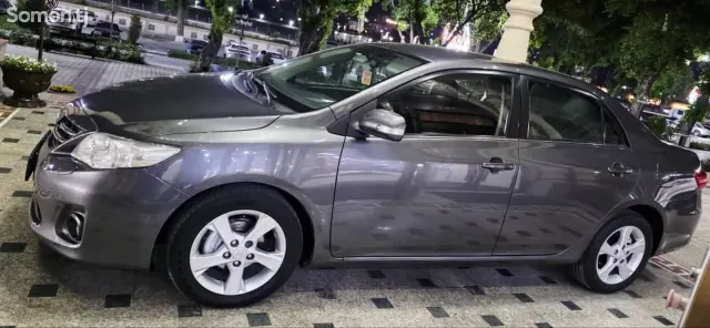 Toyota Corolla 2012 · 1.6 MT
