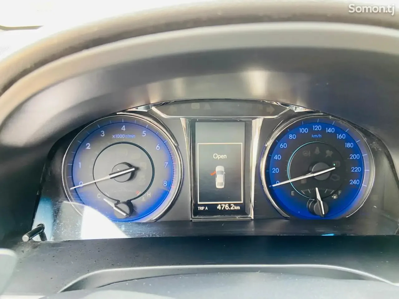 Toyota Camry 2016 · 2.5 AT