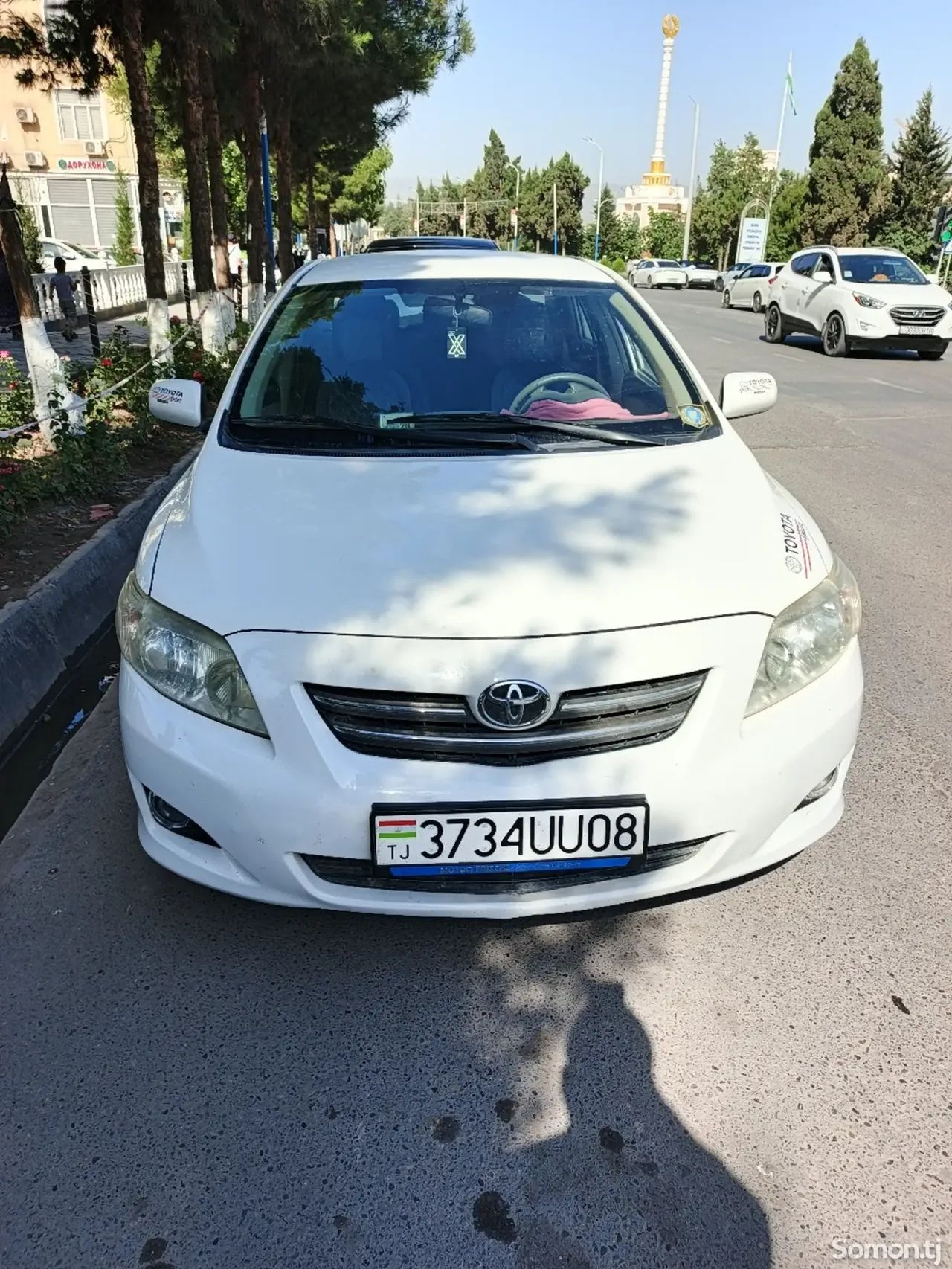 Toyota Alphard 2008 · 1.6 MT