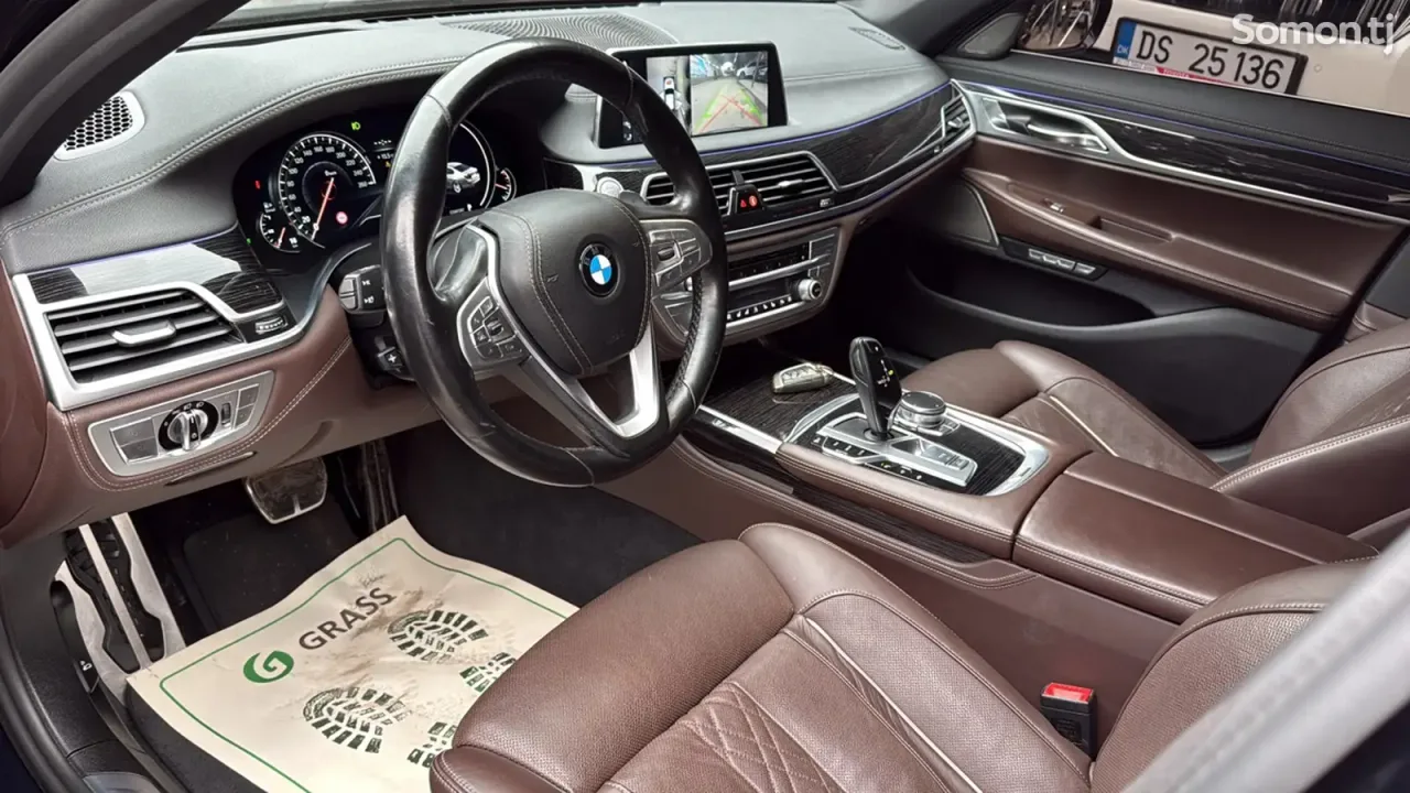 BMW 7 series 2017 · 3.0 AT