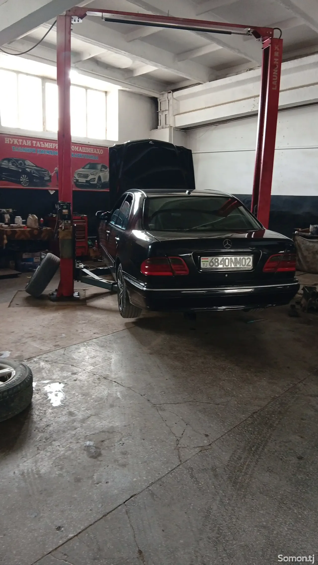 Mercedes-Benz E class 2001 · 3.2 AT