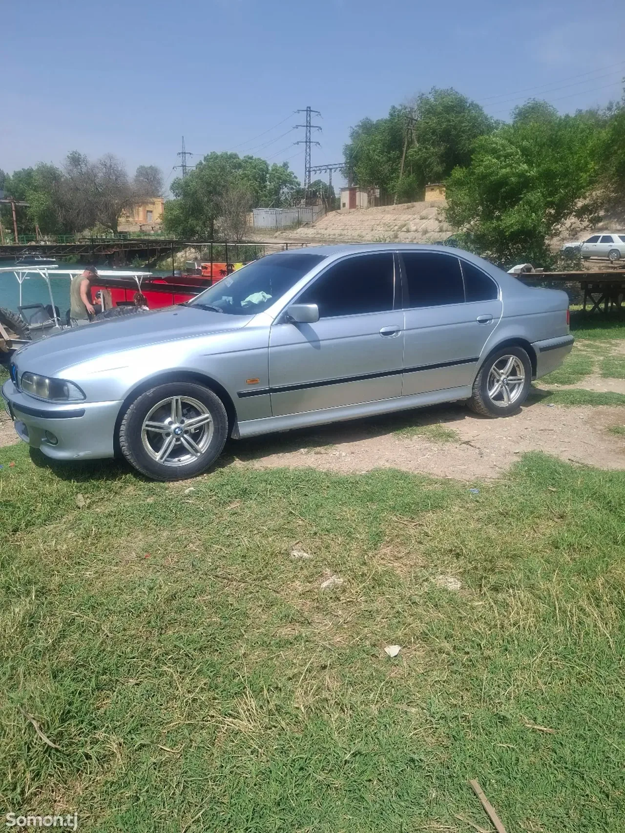 BMW M5 1997 · 2.5 AT