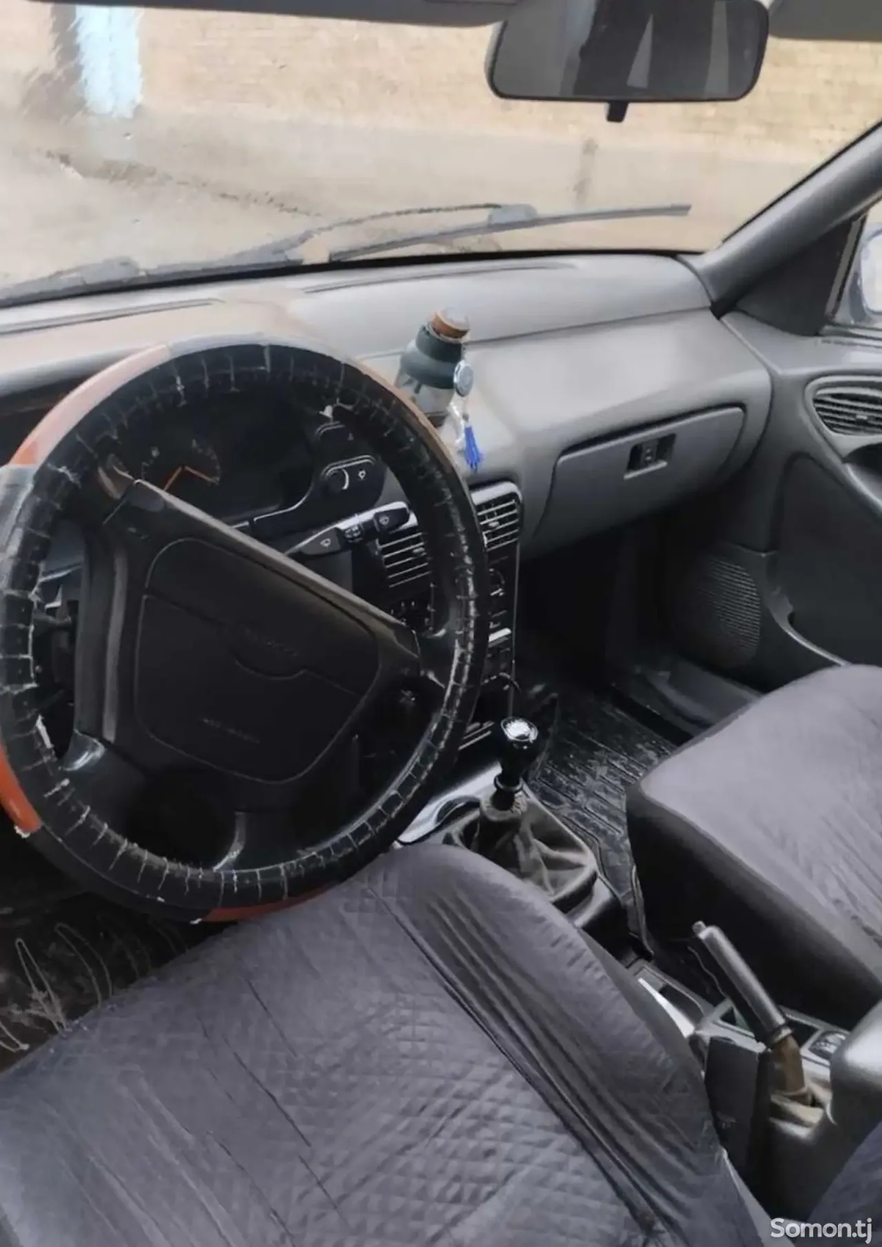 Daewoo Espero 1997 · 1.6 MT