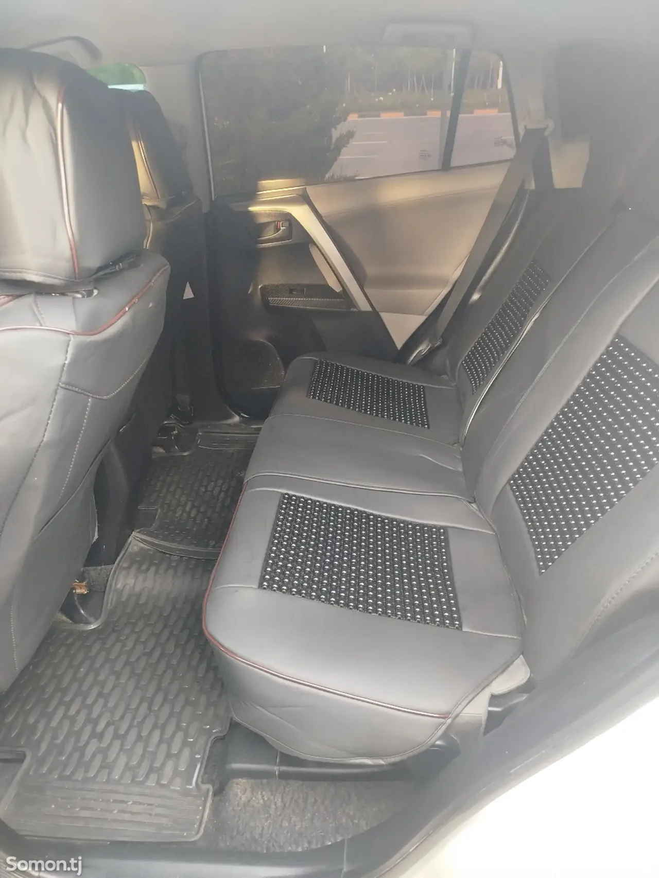 Toyota RAV 4 2013 · 2.5 AT