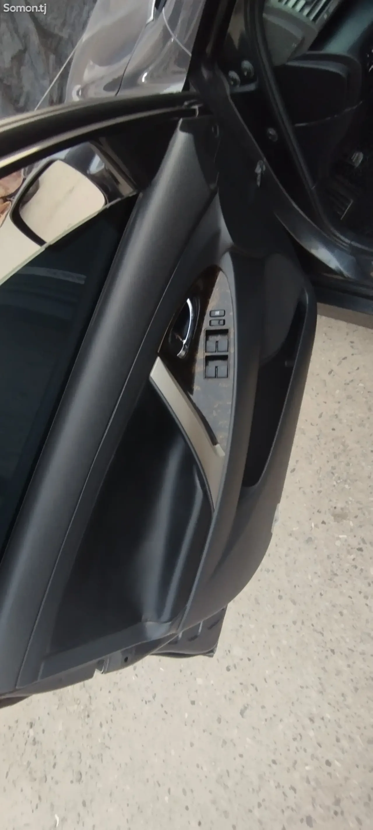 Toyota Camry 2011 · 3.5 AT