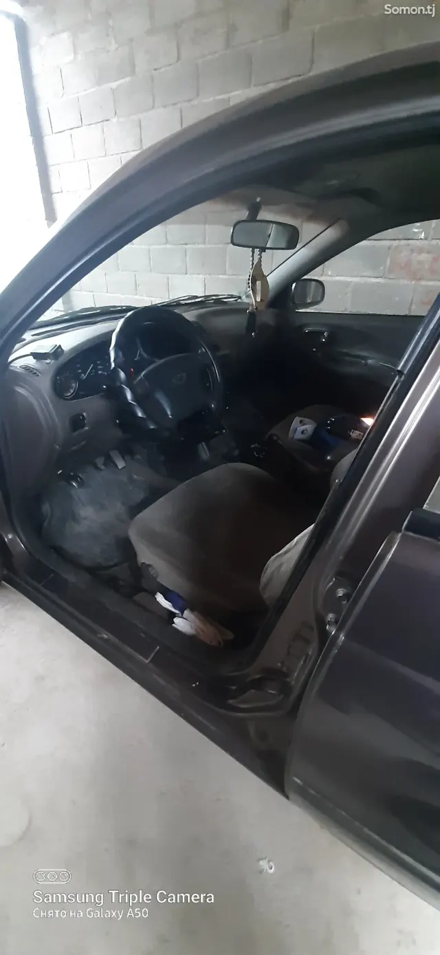 Daewoo Leganza 1997 · 1.8 MT