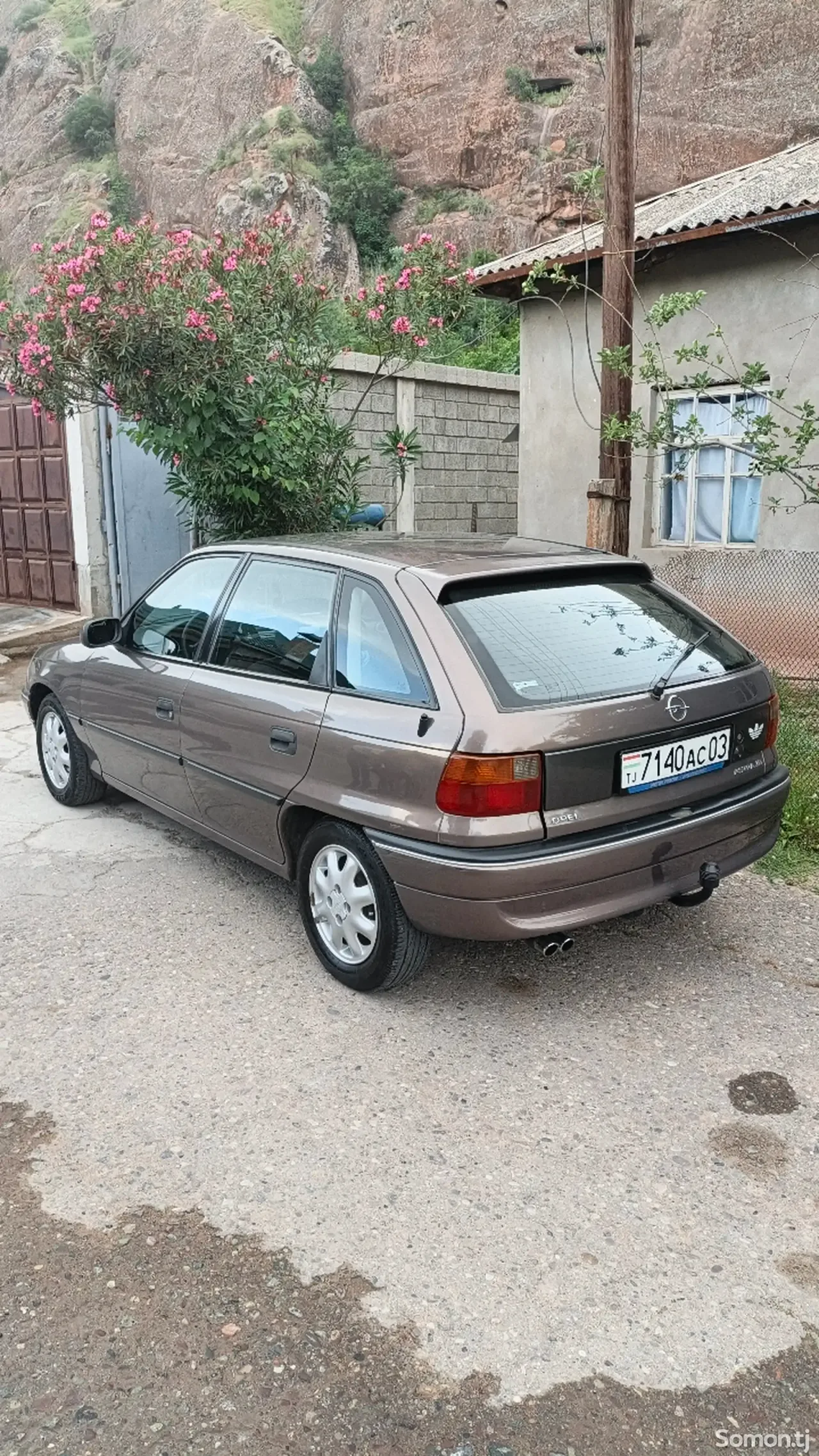 Opel Astra F 1997 · 0.6 MT
