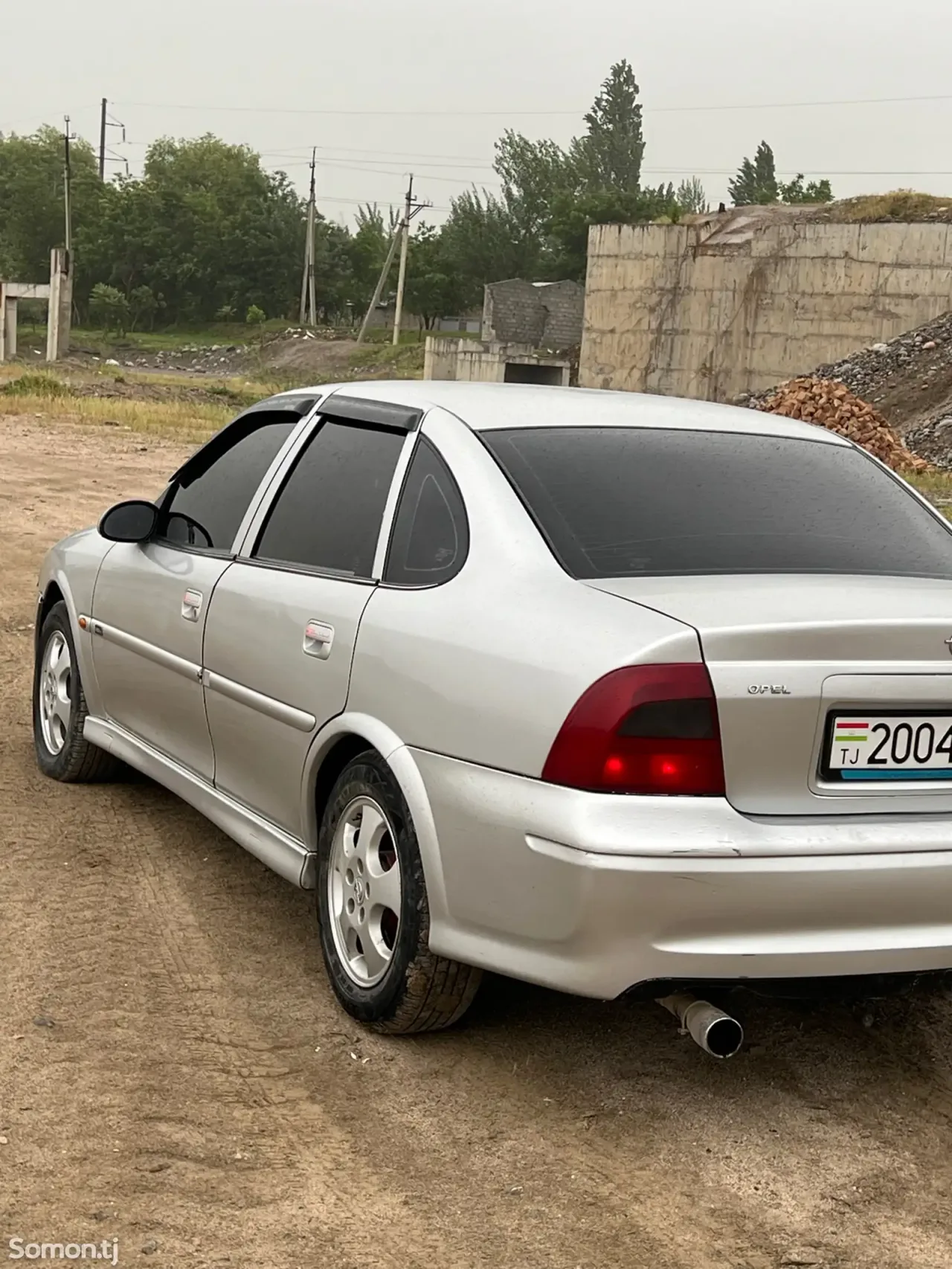 Opel Vectra B 2000 · 1.8 MT