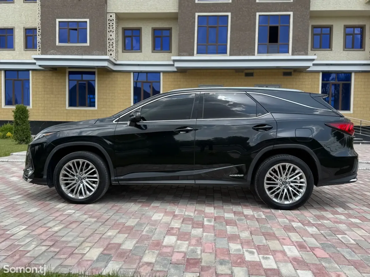 Lexus RX series 2018 · 3.5 AT