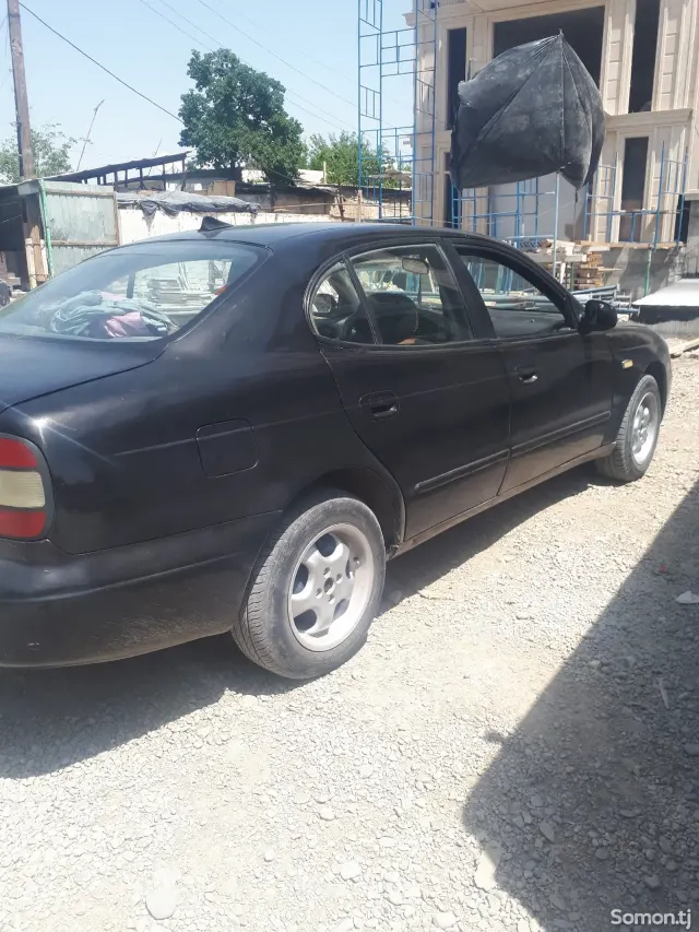 Daewoo Leganza 1997 · 1.8 MT