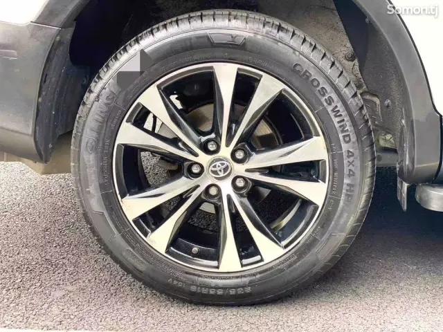 Toyota RAV 4 2015 · 2.5 AT