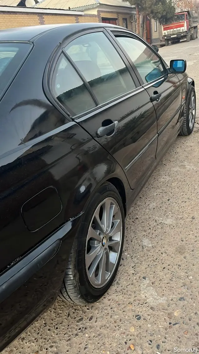 BMW 3 series 2001 · 1.8 MT