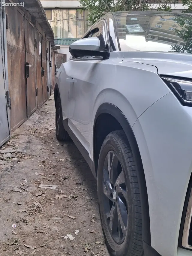 Dongfeng L7 2025 · AT