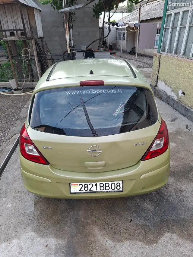 Opel Corsa 2007 · 1.2 MT